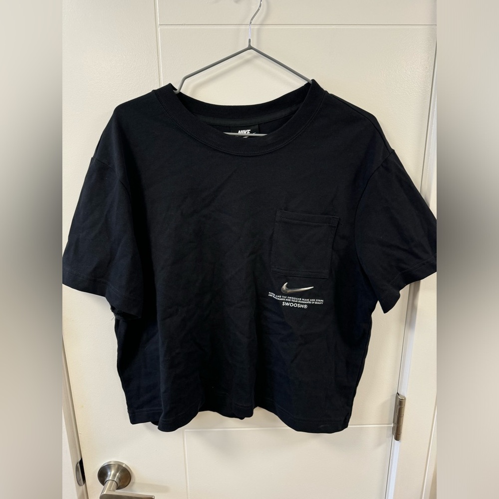 Nike Crop Top